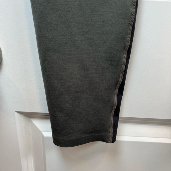 Athleta Women's Spar Colorblock 7/8 Leggings Olive Green Black High Rise  Medium - Picture 10 of 14